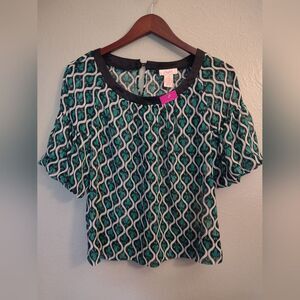 Candies Geometric Pattern Green Black White Short Sleeve Blouse. Size Medium